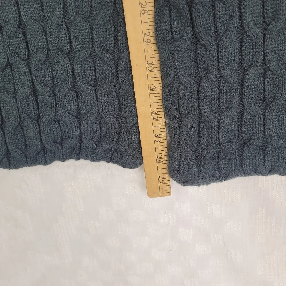 Gray Cable Knit Scarf Pocket Combo Lined Sherpa Style Faux Fur Cozy Fisherman